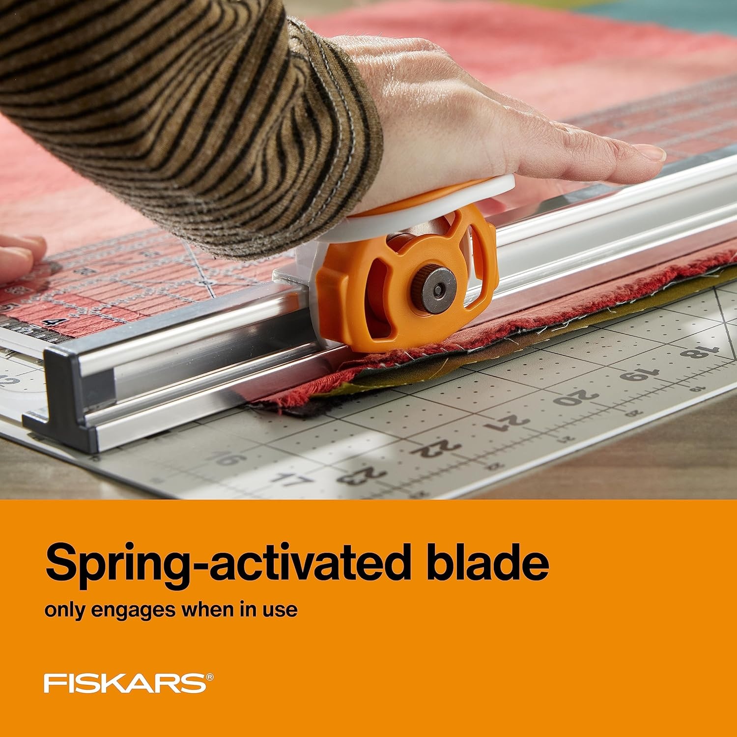Fiskars 3-Piece Ruler & Connector Set, 6.5″x6.5″ and 6.5″x24.5″ Rulers, Precision Measuring Tool for Arts & Crafts, Easy Alignment & Cutting(24″ x 6″)