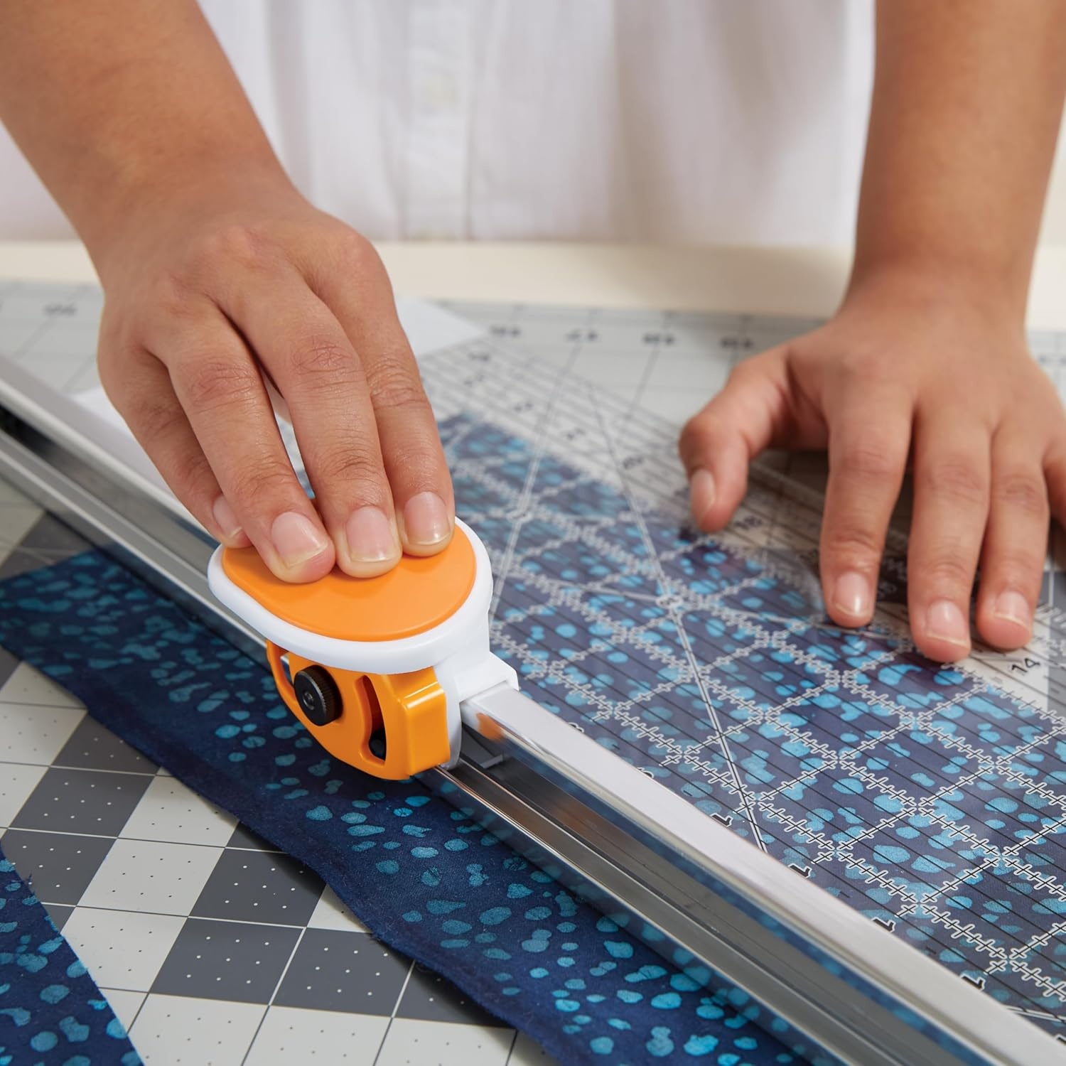 Fiskars 3-Piece Ruler & Connector Set, 6.5″x6.5″ and 6.5″x24.5″ Rulers, Precision Measuring Tool for Arts & Crafts, Easy Alignment & Cutting(24″ x 6″)