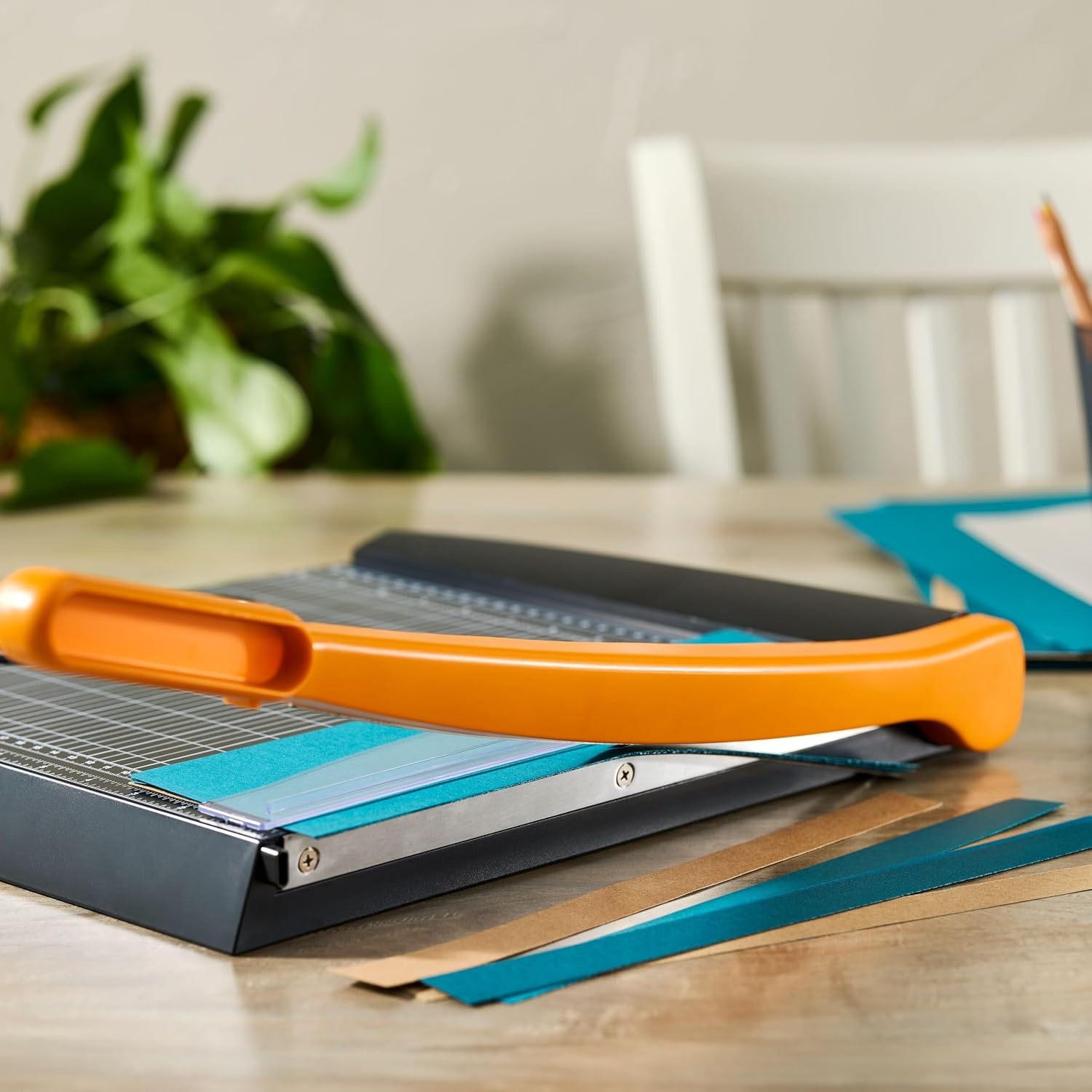 Fiskars Recycled Bypass Paper Trimmer, Self-Sharpening Blade, 12-Inch