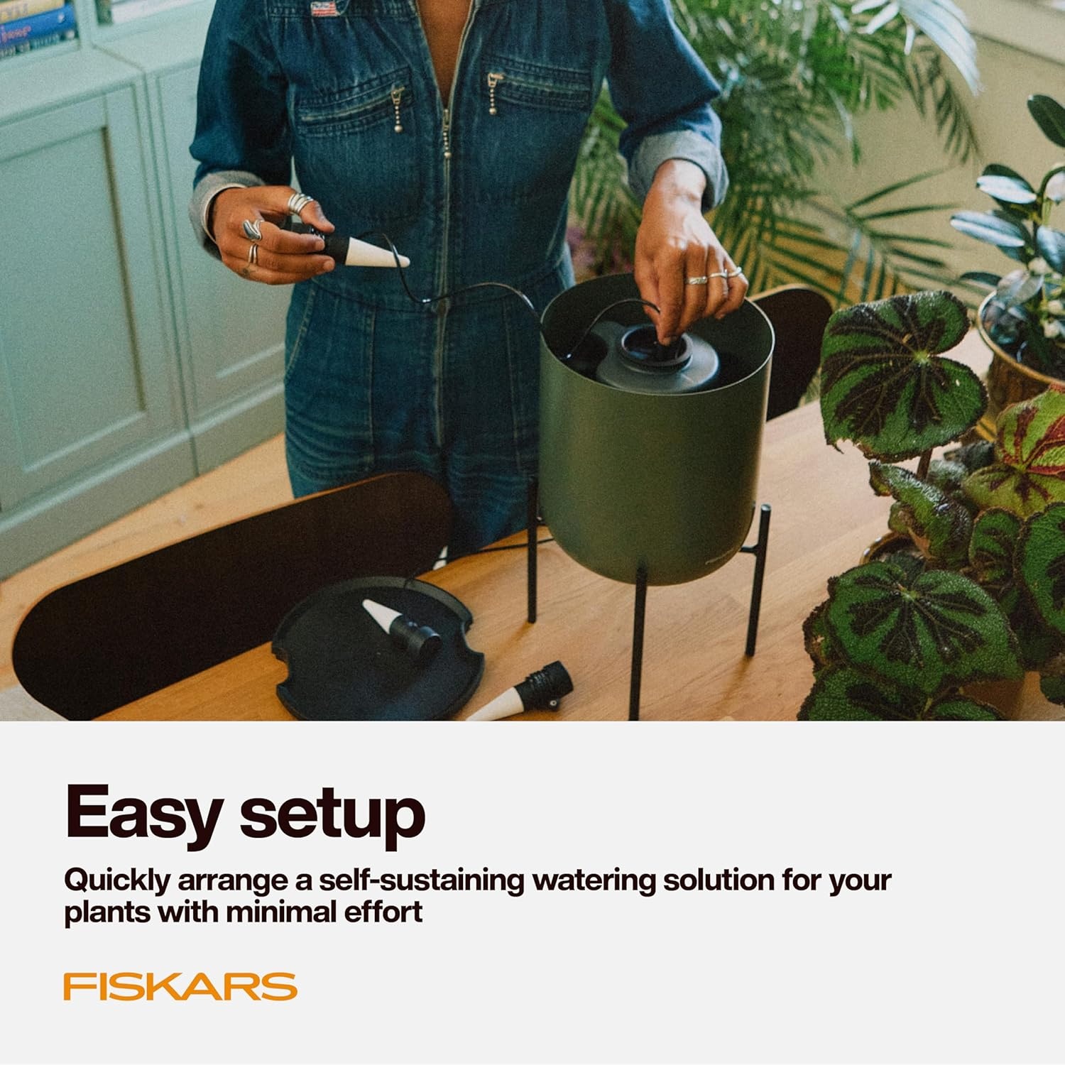 Fiskars LifeWell Watering System for Houseplants, Self-Watering Indoor Plant Stand with Siphon Action, Waters Up to 6 Plants, 33″ Reach(Watering Vessel)