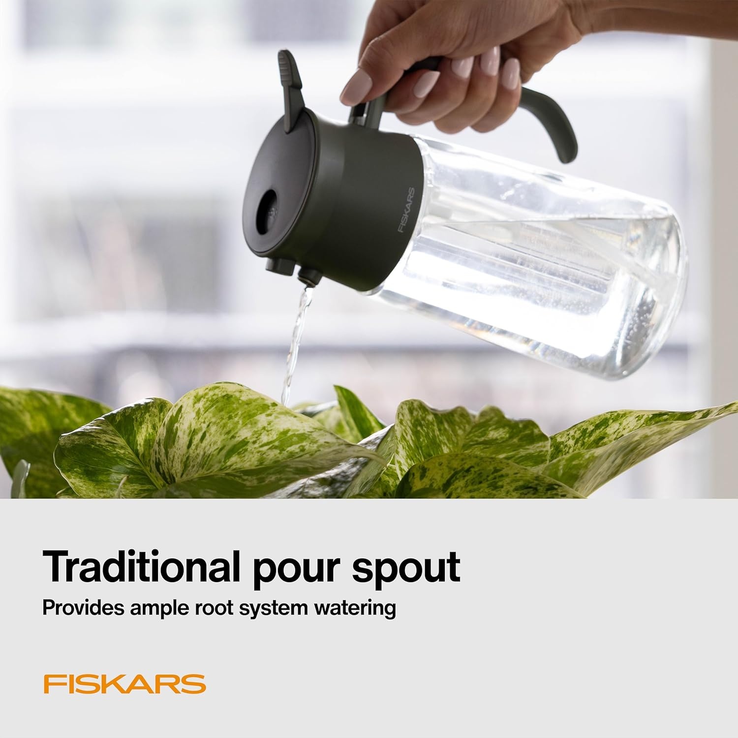 Fiskars Glass Watering Can for Indoor Plants, Small Pitcher for Succulents & Herbs, Easy Fill Top Design and Mess Free Pouring with Narrow Spout for House Plants, Modern Decor Style, 17 oz, Clear(Mist/Pour Combo)