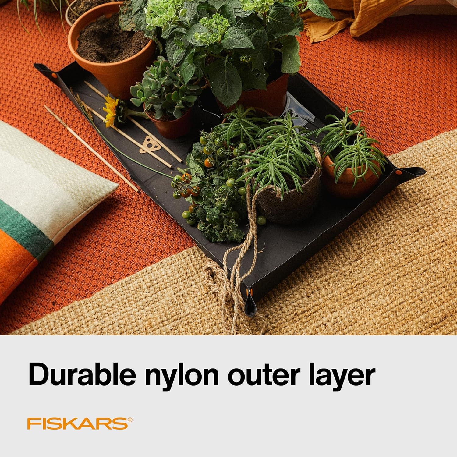 Fiskars Large Repotting Mat for Indoor Garden Transplanting and Soil Mess Control, Foldable and Water Resistant, 32.5″ x 17.5″(32.5″ x 17.5″)