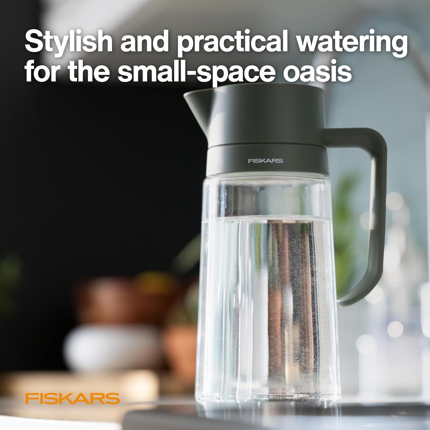 Fiskars Glass Watering Can for Indoor Plants, Small Pitcher for Succulents & Herbs, Easy Fill Top Design and Mess Free Pouring with Narrow Spout for House Plants, Modern Decor Style, 17 oz, Clear(Carafe)