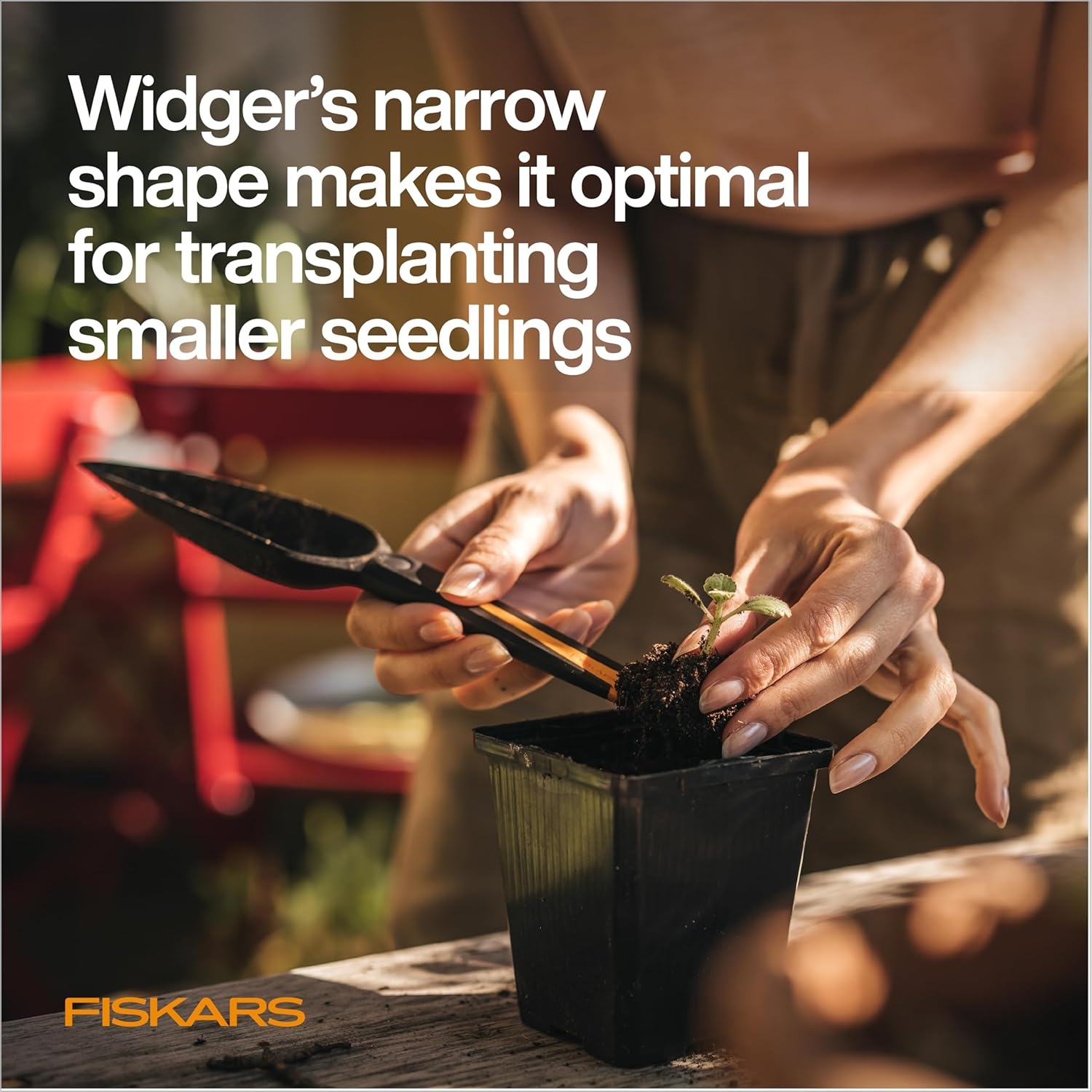 Fiskars 340110-1001 Seed Planting Trowel, Black