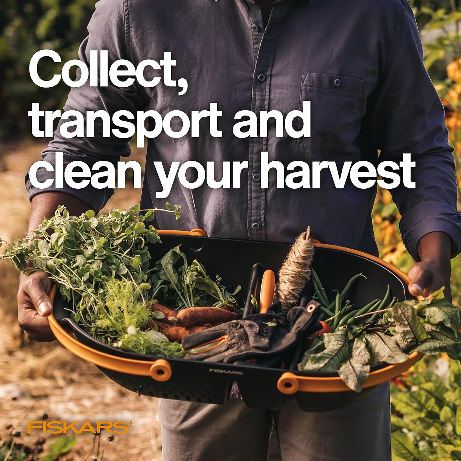 Fiskars Garden Harvest Basket – Container for Gardening and Harvesting with Tool Caddy – Harvesting Basket Doubles as a Colander for Vegetables and Fruits – Garden Accessories