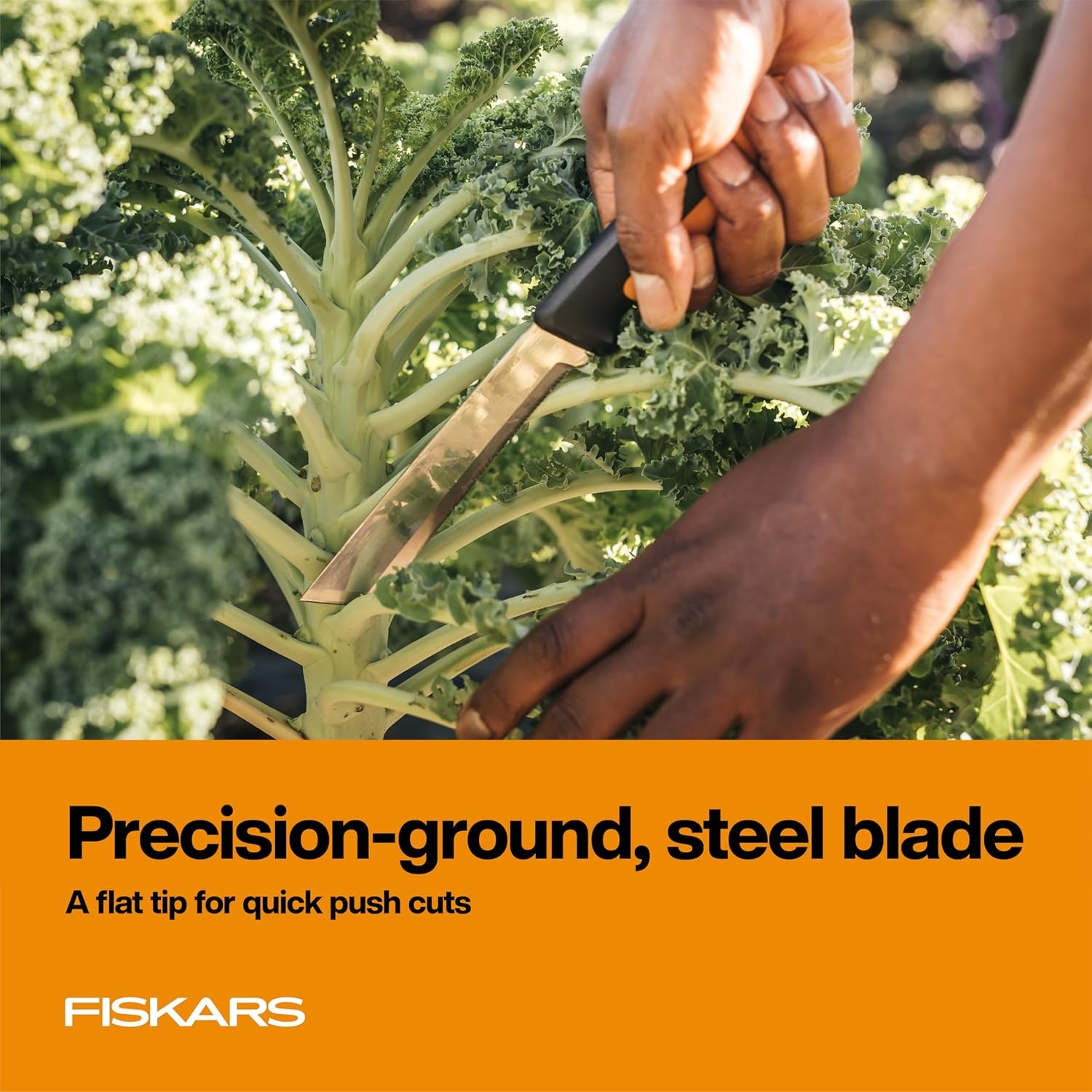 Fiskars Hori Hori Garden Knife with Sheath, Multi-Purpose Heavy Duty Gardening Hand Tool for Weeding, Planting, Digging with Hanging Hole(6″)