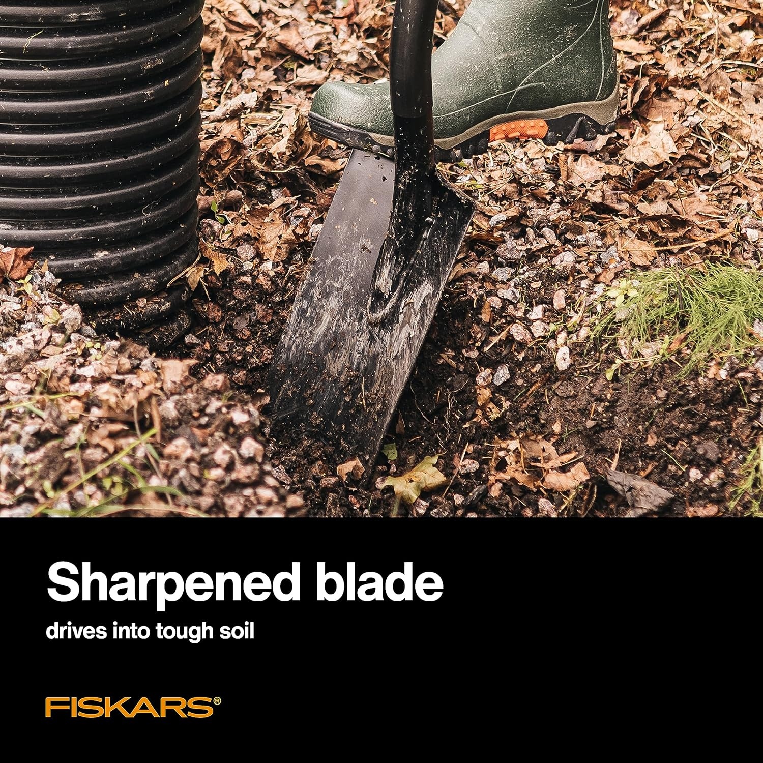 Fiskars Garden Shovel for Digging, Heavy Duty Steel Gardening Tool with Straight Handle(Digging Shovel – Black/Straight Handle)