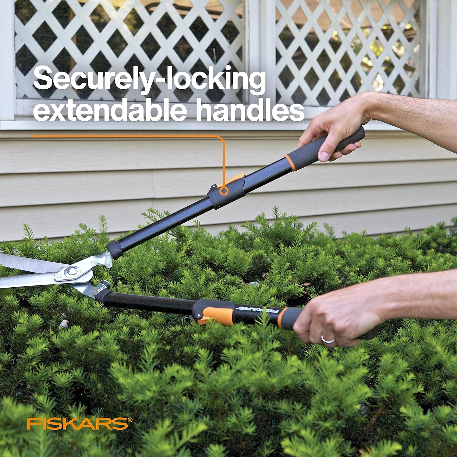 Fiskars DualAction Hedge Shears, 2-in-1 Fast Trimming & PowerCut Hedge Trimmer, Precision-Ground Steel Blades for Clean Cuts, Shock-Absorbing Bumpers & SoftGrip Handles for Comfort(25-33″ Power-Lever)