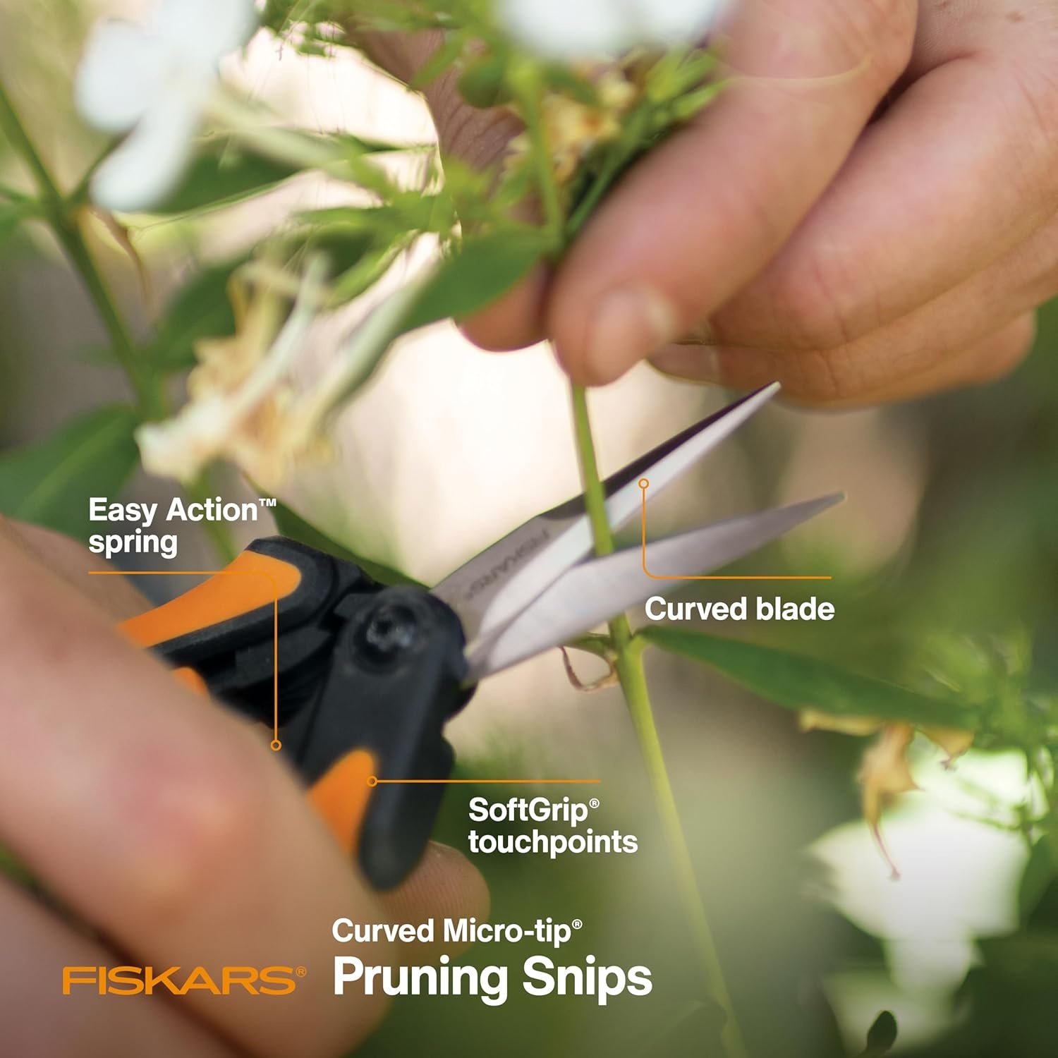 Fiskars 6″ Pruning Scissors for Flowers, Buds, Weeds and Small Plants, Garden Snips with Resin Resistant Nonstick Stainless Steel Blades, Gardening Trimmers with Comfortable Handle(Pruning Snips (Curved))