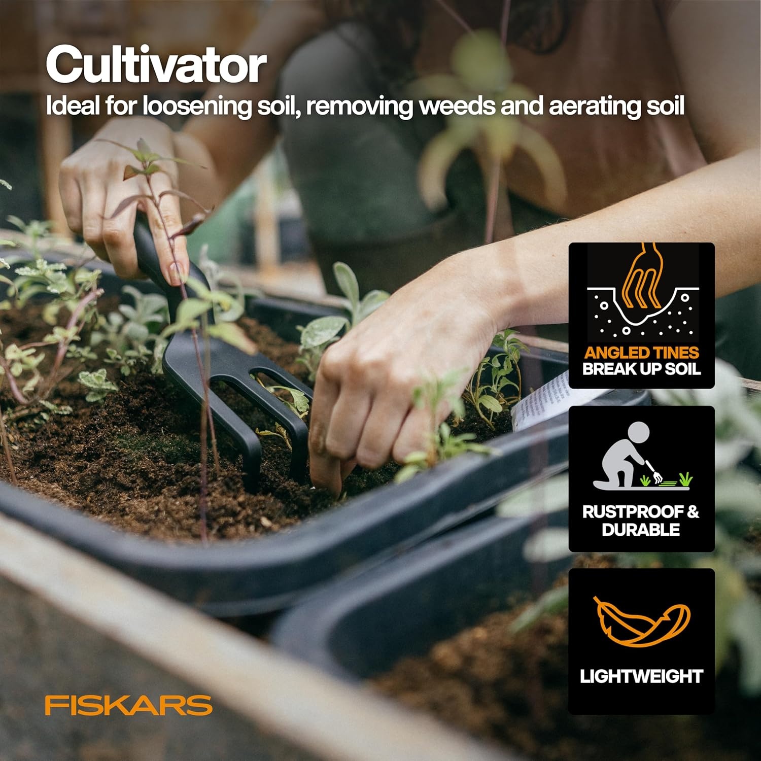Fiskars 6″ Pruning Scissors for Flowers, Buds, Weeds and Small Plants, Garden Snips with Resin Resistant Nonstick Stainless Steel Blades, Gardening Trimmers with Comfortable Handle(Floral Tool Gift Set)