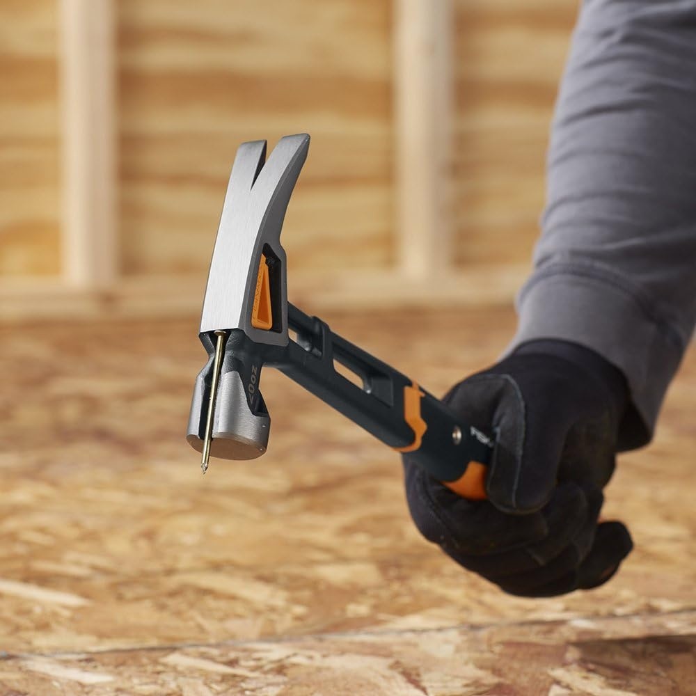 Fiskars Pro IsoCore 17 oz Framing Hammer (16″) – with Rip Claw, Shock-Absorbing Grip, and Magnetic Nail Starter – Drive Large Nails into Tough Wood – Construction and Home Improvement Tools(General Hammer 20 oz 13.5 in)
