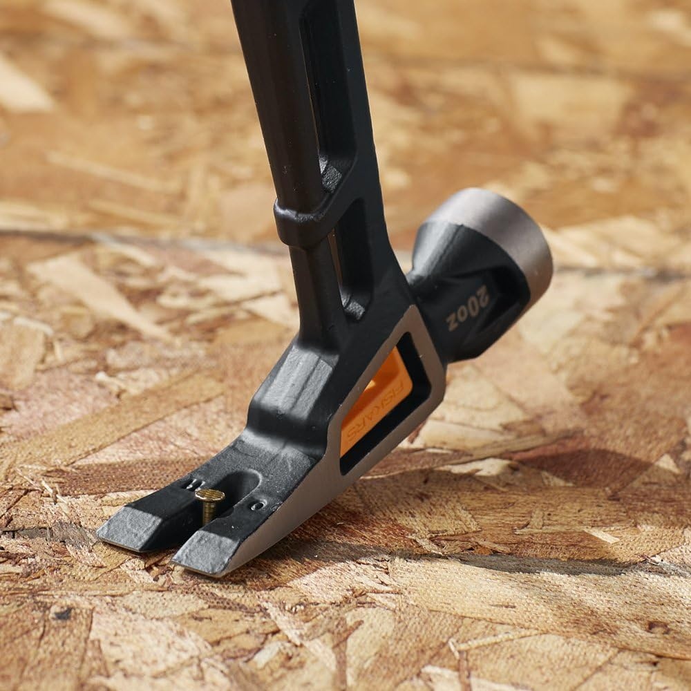 Fiskars Pro IsoCore 17 oz Framing Hammer (16″) – with Rip Claw, Shock-Absorbing Grip, and Magnetic Nail Starter – Drive Large Nails into Tough Wood – Construction and Home Improvement Tools(General Hammer 20 oz 13.5 in)