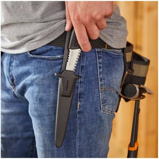 Fiskars Pro POWER TOOTH Folding Hand Saw (10 in blade.)(Jab Hand Saw)