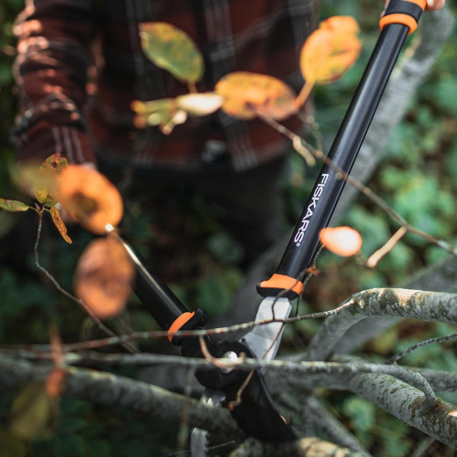 Fiskars DualAction Lopper, 2-in-1 Lopper with Dual Cutting Modes, S Mode for Precise Snips for Stems, L Mode for Power Through Branches, Low Friction Steel Blade, 2″ Cutting Capacity(24″ Standard Bypass)