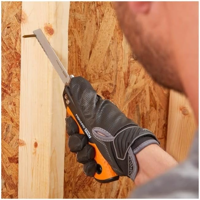 Fiskars Pro POWER TOOTH Folding Hand Saw (10 in blade.)(Compact Hand Saw)