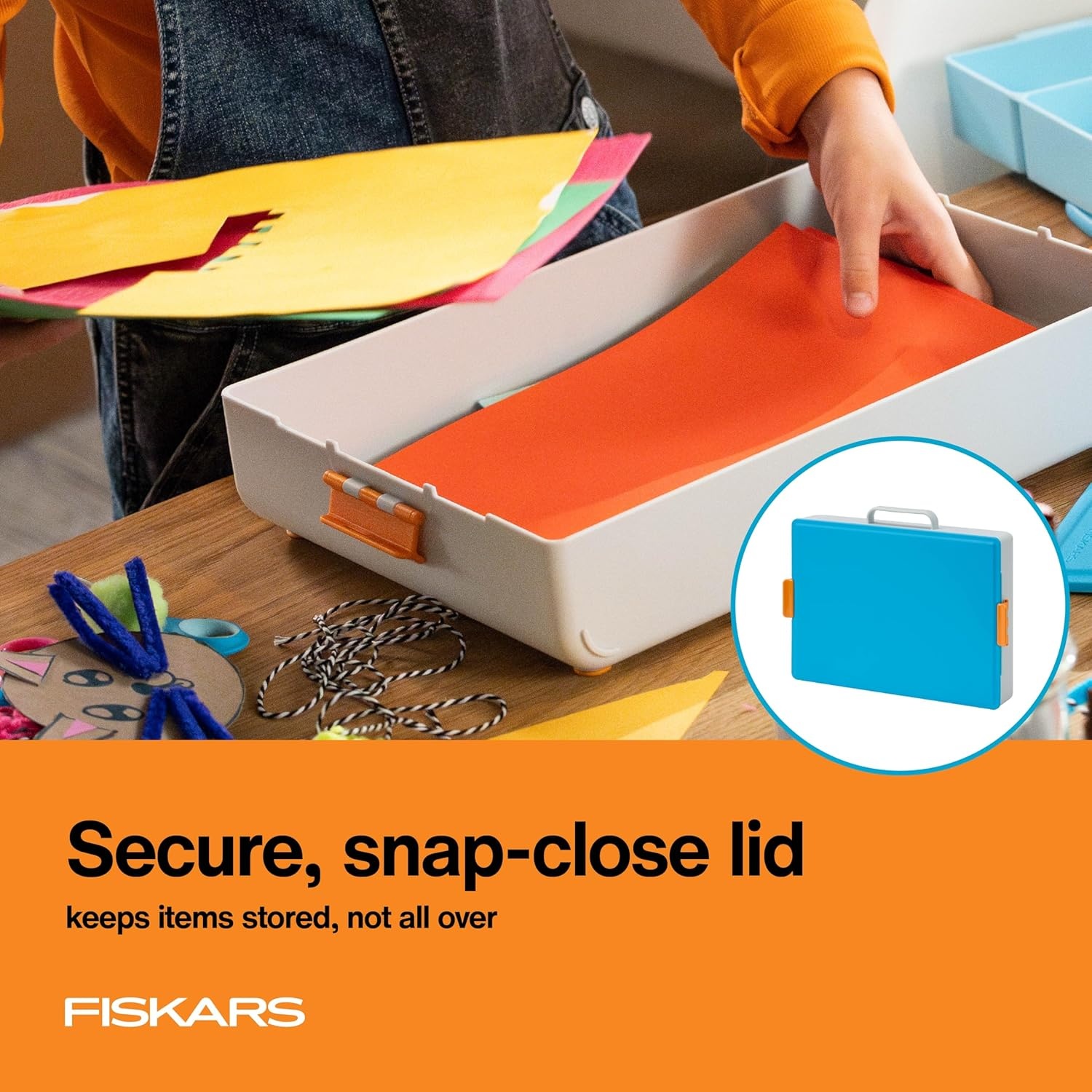 Fiskars Kids Cutting Pen with Foldable Non-Slip Mat – Safe Precision Tool for Crafting and School Projects(Creating Toolbox)