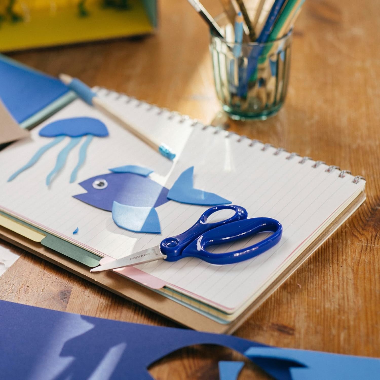 Fiskars 6″ Big Kids Scissors for Kids Ages 8-11, Scissors for School or Crafting, Back to School Supplies, Turquoise(Premium-Blue)