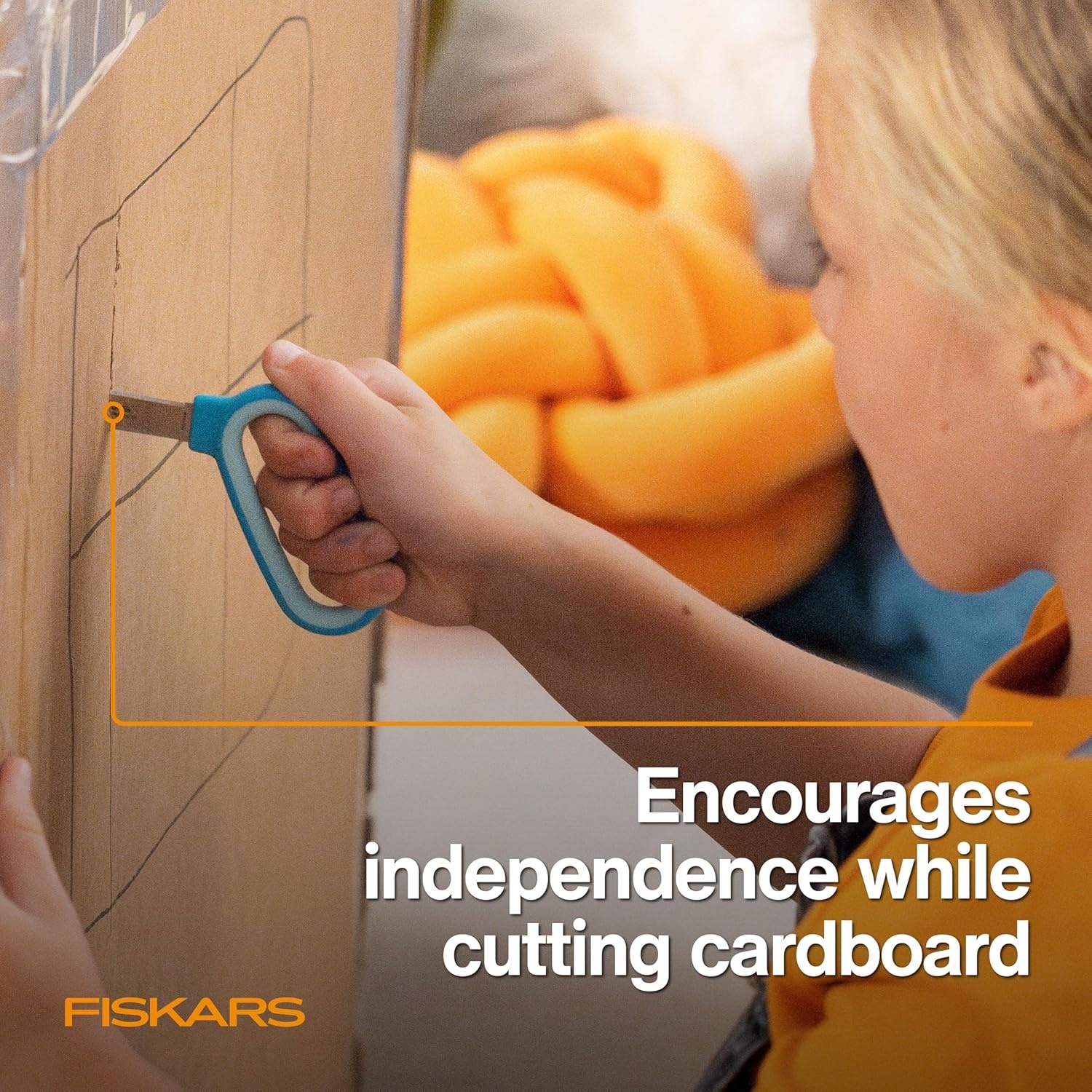 Fiskars Kids Cardboard Creator – Safer Cardboard Cutting Tool with Ergonomic SoftGrip Handle, For Craft and School Supplies, 5 inches(Cardboard Creator)