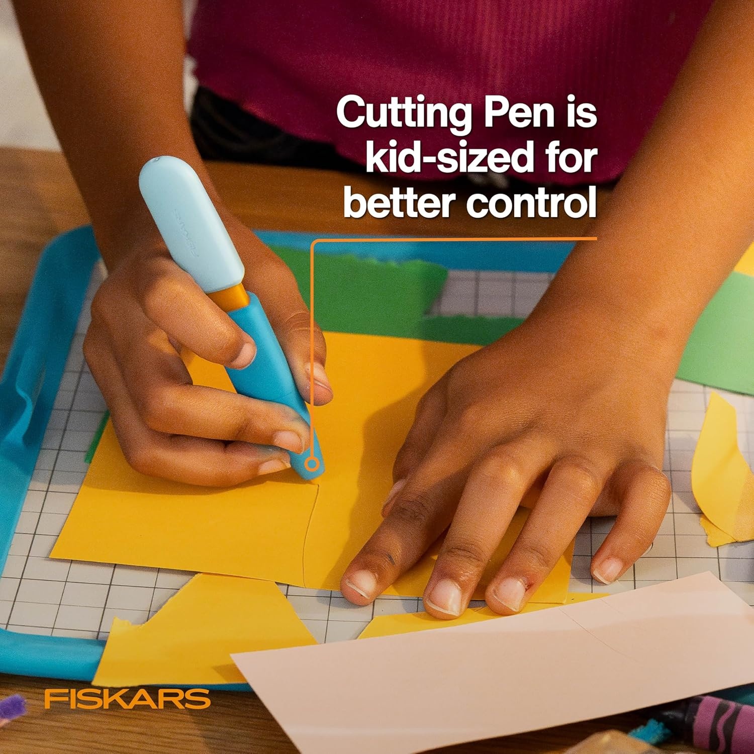 Fiskars Kids Cutting Pen with Foldable Non-Slip Mat – Safe Precision Tool for Crafting and School Projects(Cutting Pen & Mat)