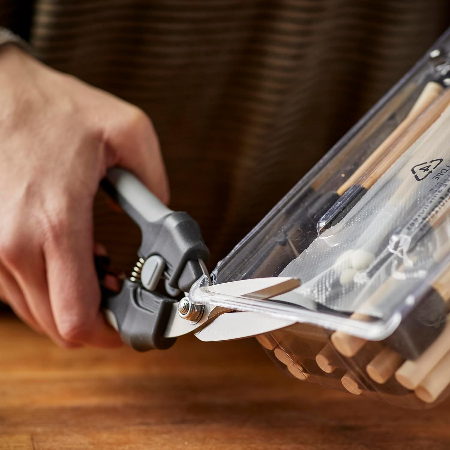 Fiskars Everyday Take-Apart Shears, Multipurpose Scissors, Hardened Stainless Steel Blades & Serrated Edge with Power Notch, 7, Gray(Package Opener)