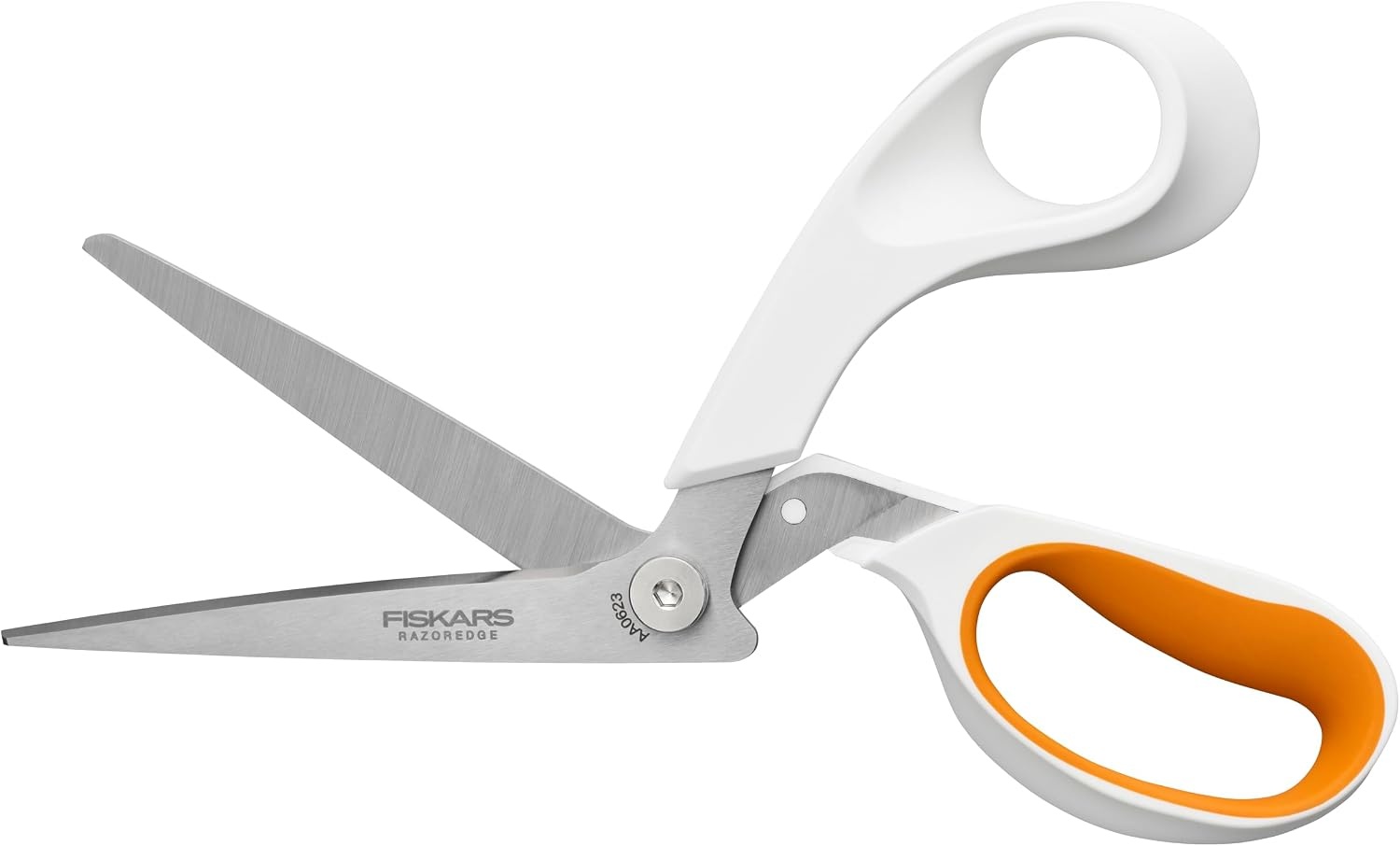 Fiskars 8″ Premier Scissors, Offset RazorEdge SoftGrip Fabric Shears