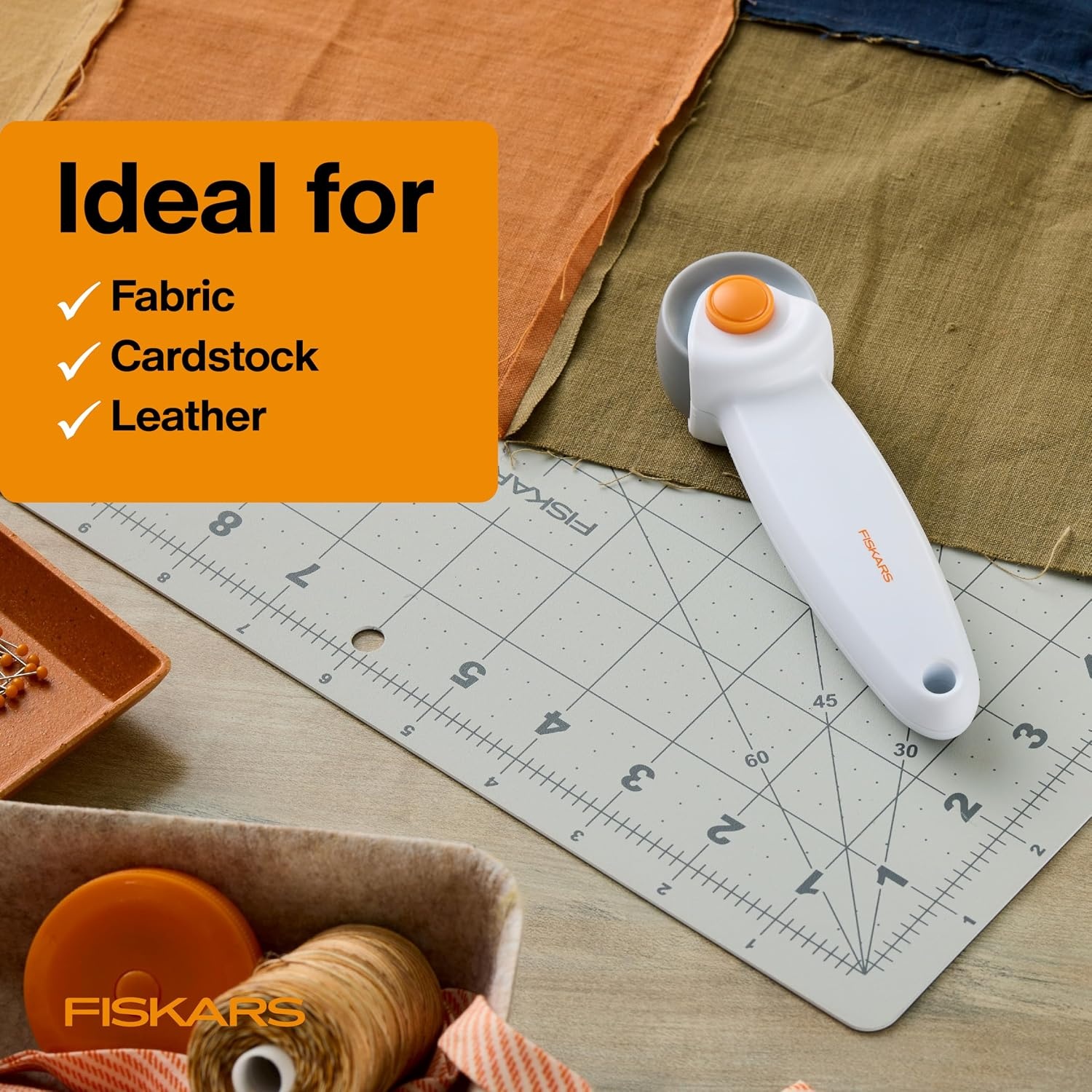 Fiskars Seam Roller with 1″ Wheel, Seam Press Tool for Quilting Blocks, Flatten Seams Without Using an Iron, Comfortable Ergonomic Handle for Left & Right-Handed Users