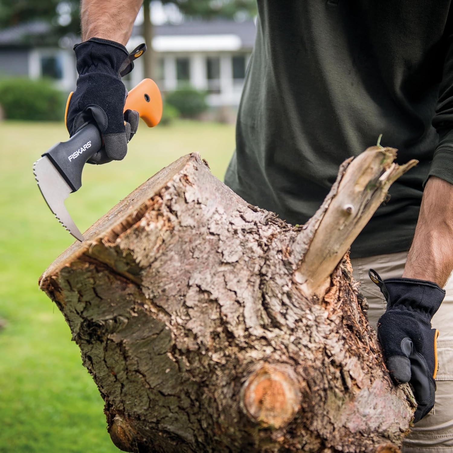 Fiskars 28″ Hookaroon Saves Your Back – Lift, Drag, & Load Heavy Rounds of Firewood and Split Wood – Sharp and Lightweight Pick Tool for Logs – Pickaroon Logging Tool – Forestry Tools(Hookaroon (12 In))