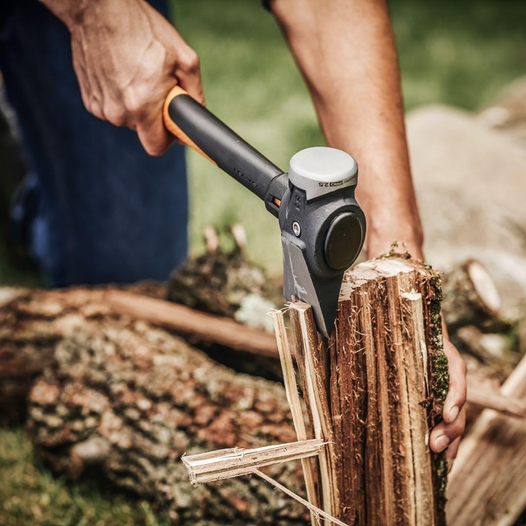 Fiskars Pro IsoCore Splitting Maul and Stainless Steel Axe, Wood Splitting Maul, IsoCore Shock Reduction & Forged Steel Head, 6 lb, 36, Black/Orange(Pro IsoCore 2.5 lb Maul)