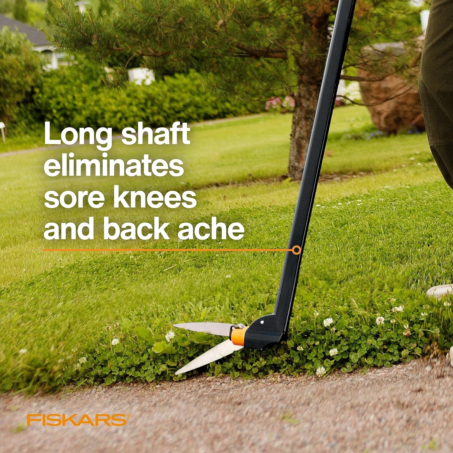 Fiskars Shear Ease Grass Shears – 5″ Stainless Steel Blades – 360-Degree Swivel Blade Plant Cutting Scissors – Garden Shears and Grass Cutter, Black(Long-Handled)