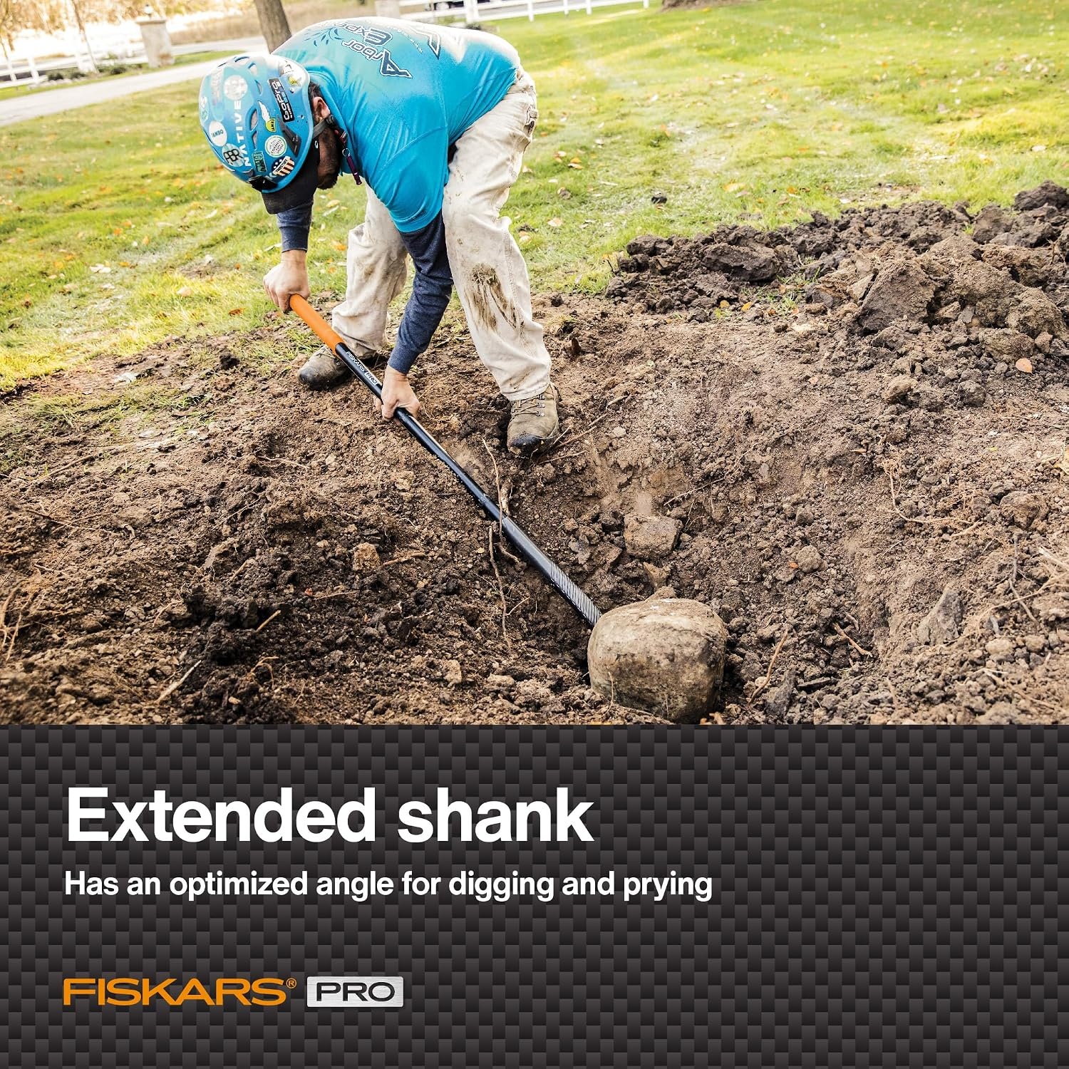 Fiskars 60″ Pro Garden Shovel for Digging, Heavy Duty Steel Gardening Tool with Straight Handle